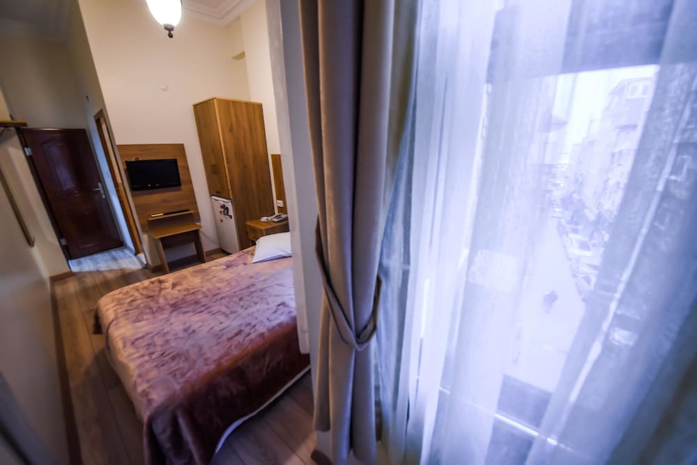 Kosk Otel 16/19