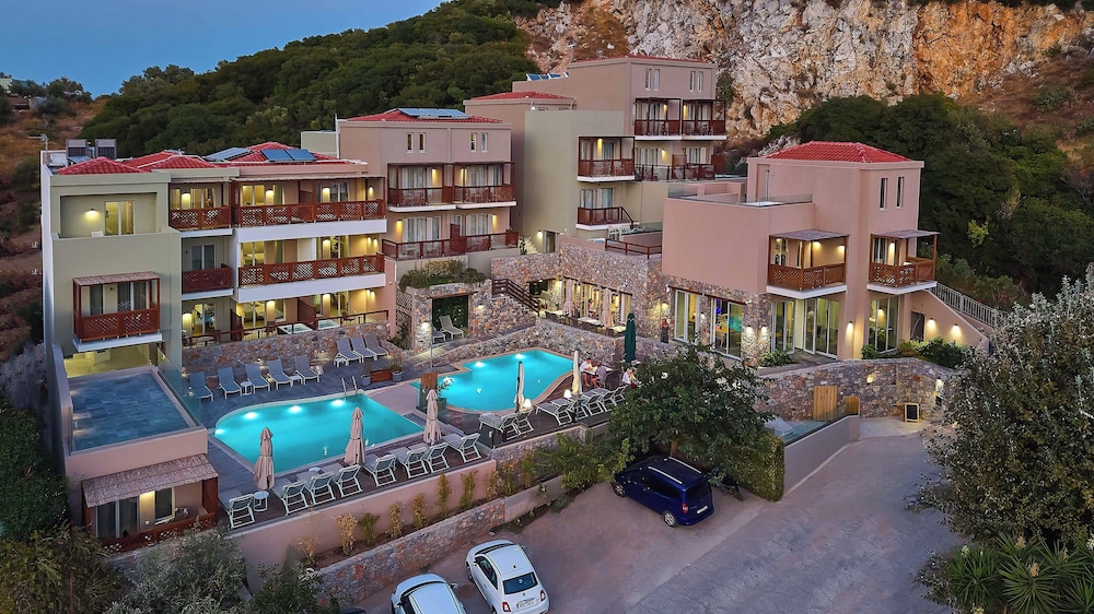 Mystery Skiathos Luxury Residence 2/61