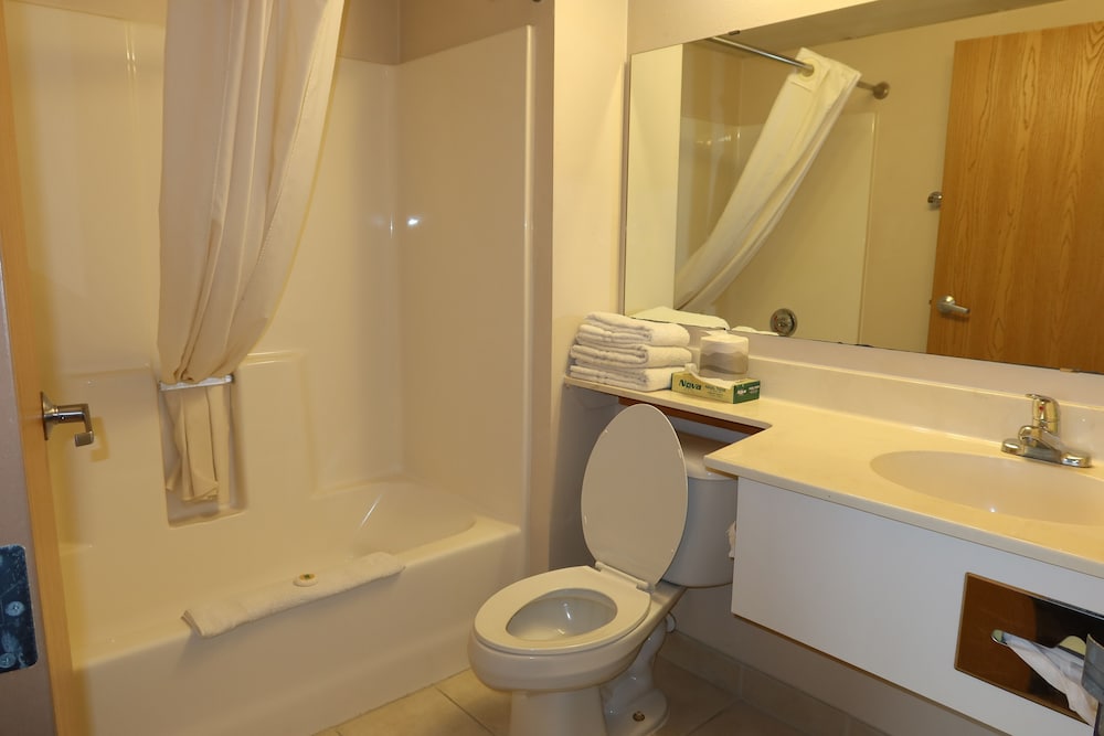Americas Best Value Inn Annandale 55/57