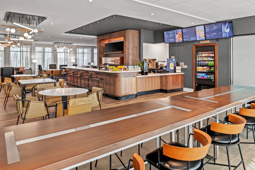 Courtyard by Marriott Modesto North 22/28