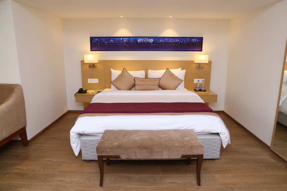 Rivera Sarovar Portico, Ahmedabad 8/25