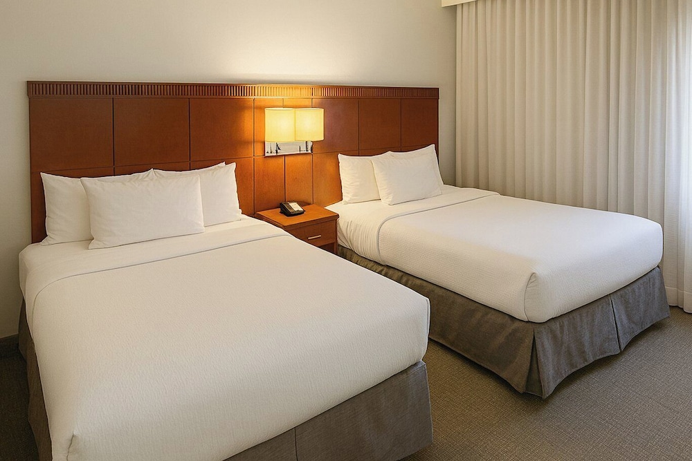 Standard, 2 Queen Beds, Accessible