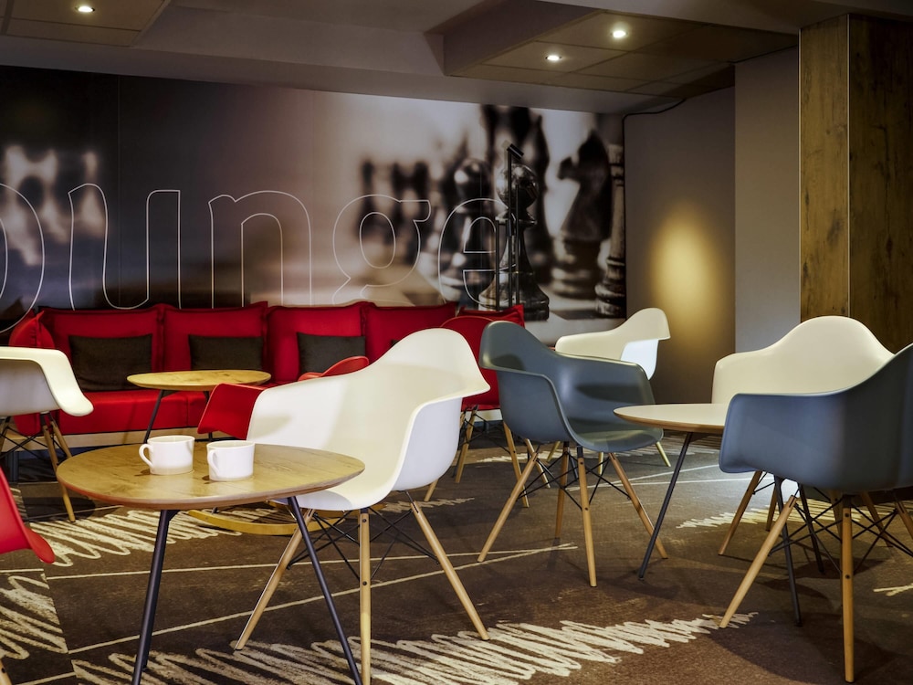 Ibis Arles 49/65