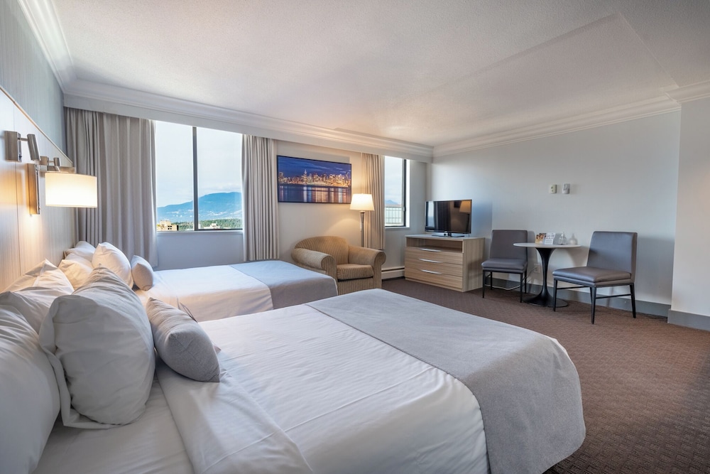 PREMIUM, STUDIO, 2 DOUBLE BEDS