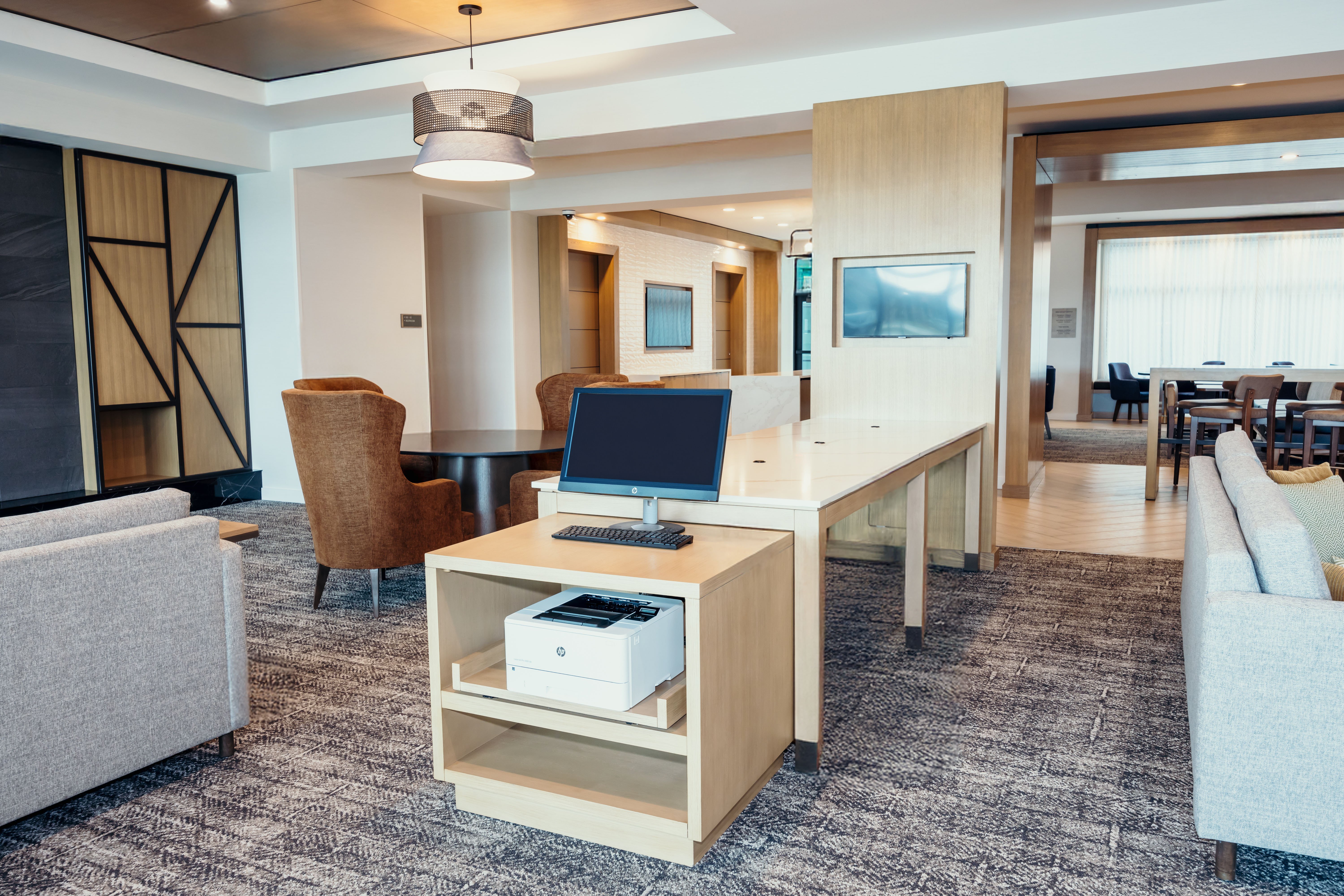 STAYBRIDGE SUITES Des Moines North - Ankeny an IHG Hotel 22/25