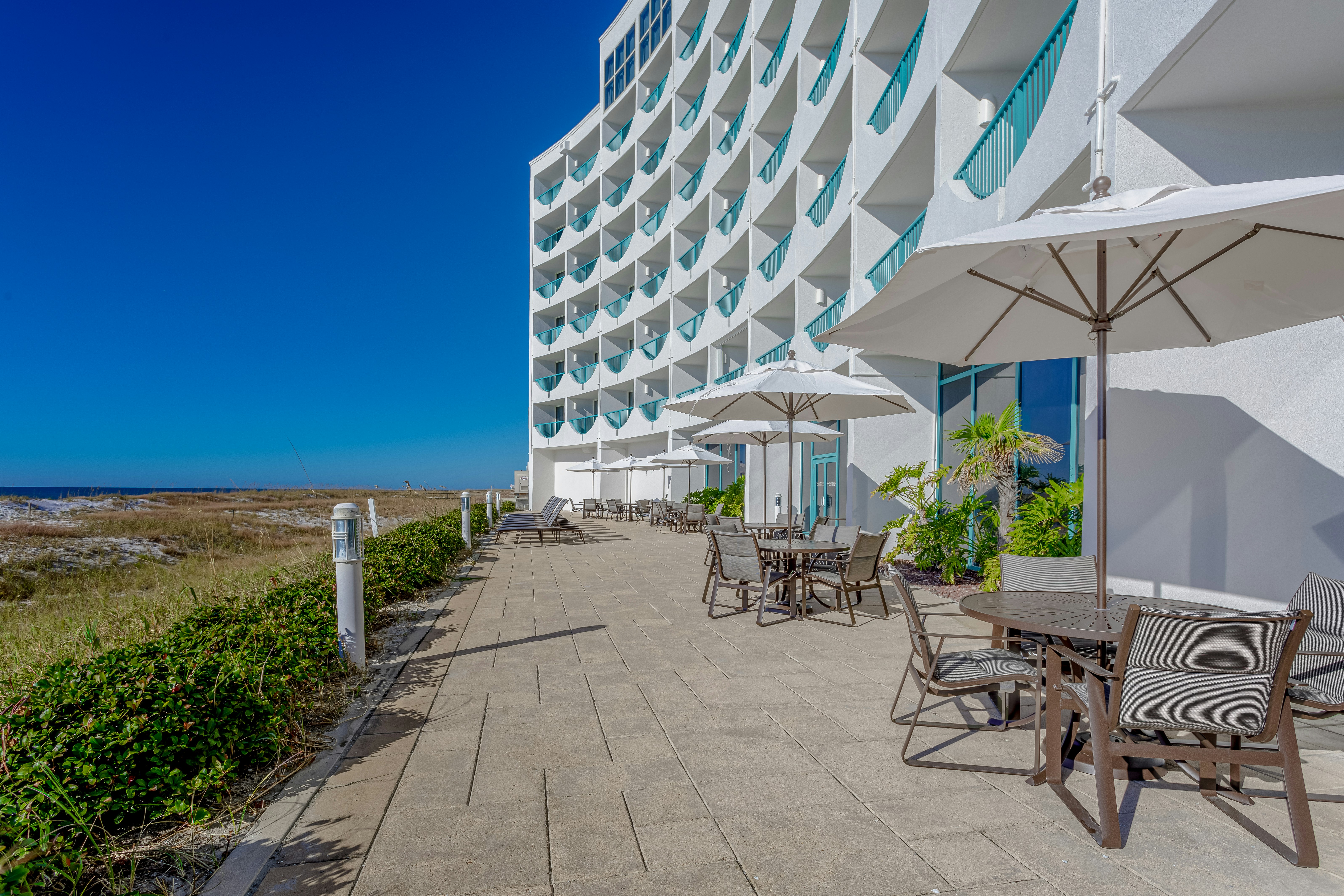Holiday Inn Express Pensacola Beach 60/60