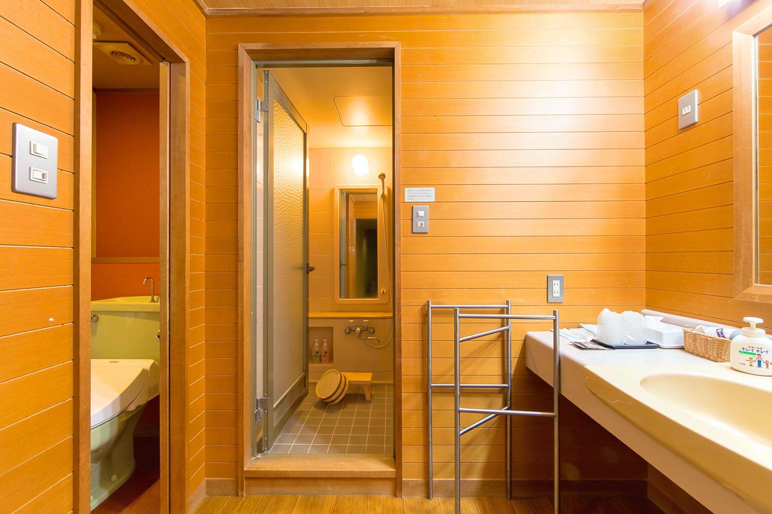 Atami Onsen Hotel Kanichi 49/50