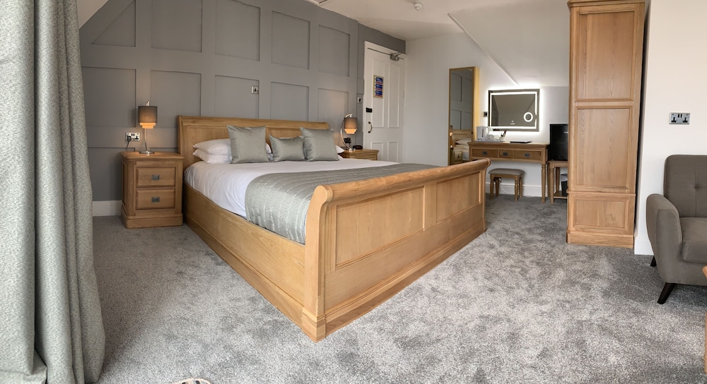 Luccombe Hall Hotel 37/75