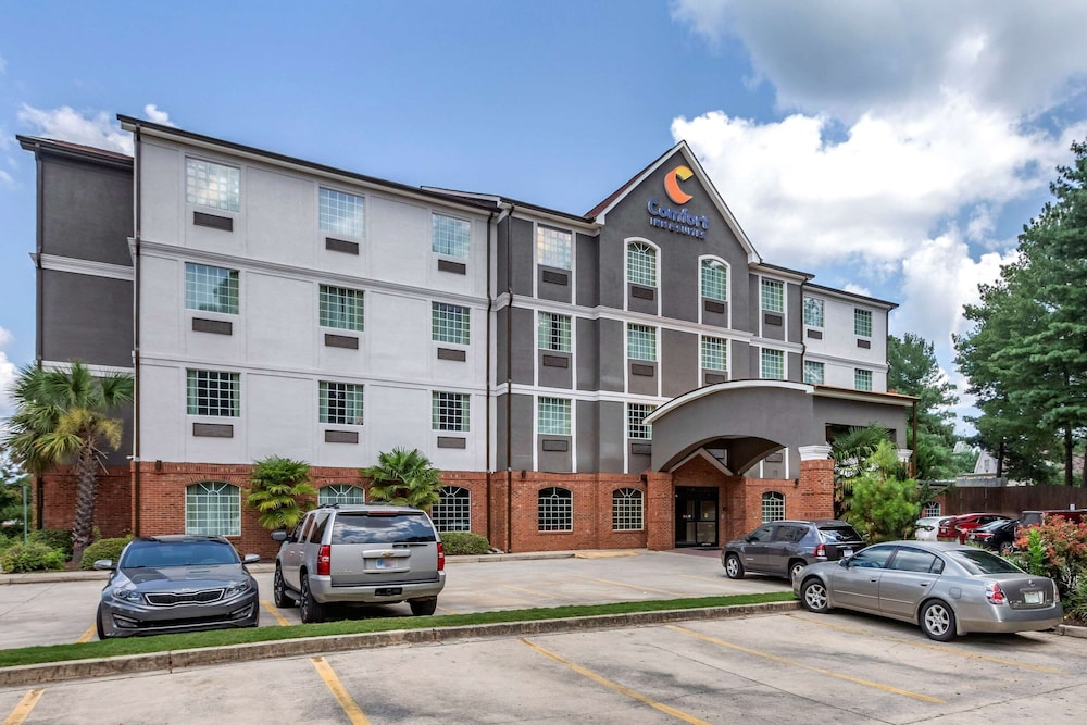 Comfort Inn & Suites Villa Rica, GA 42/47