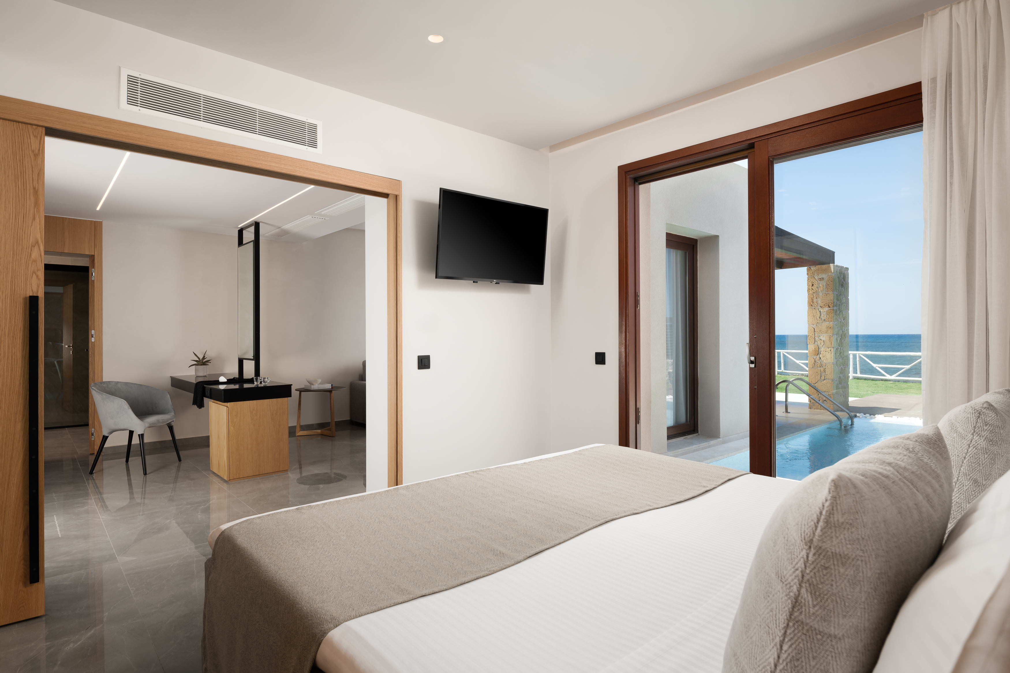 Luxury, Suite, Sea Front, Private Pool