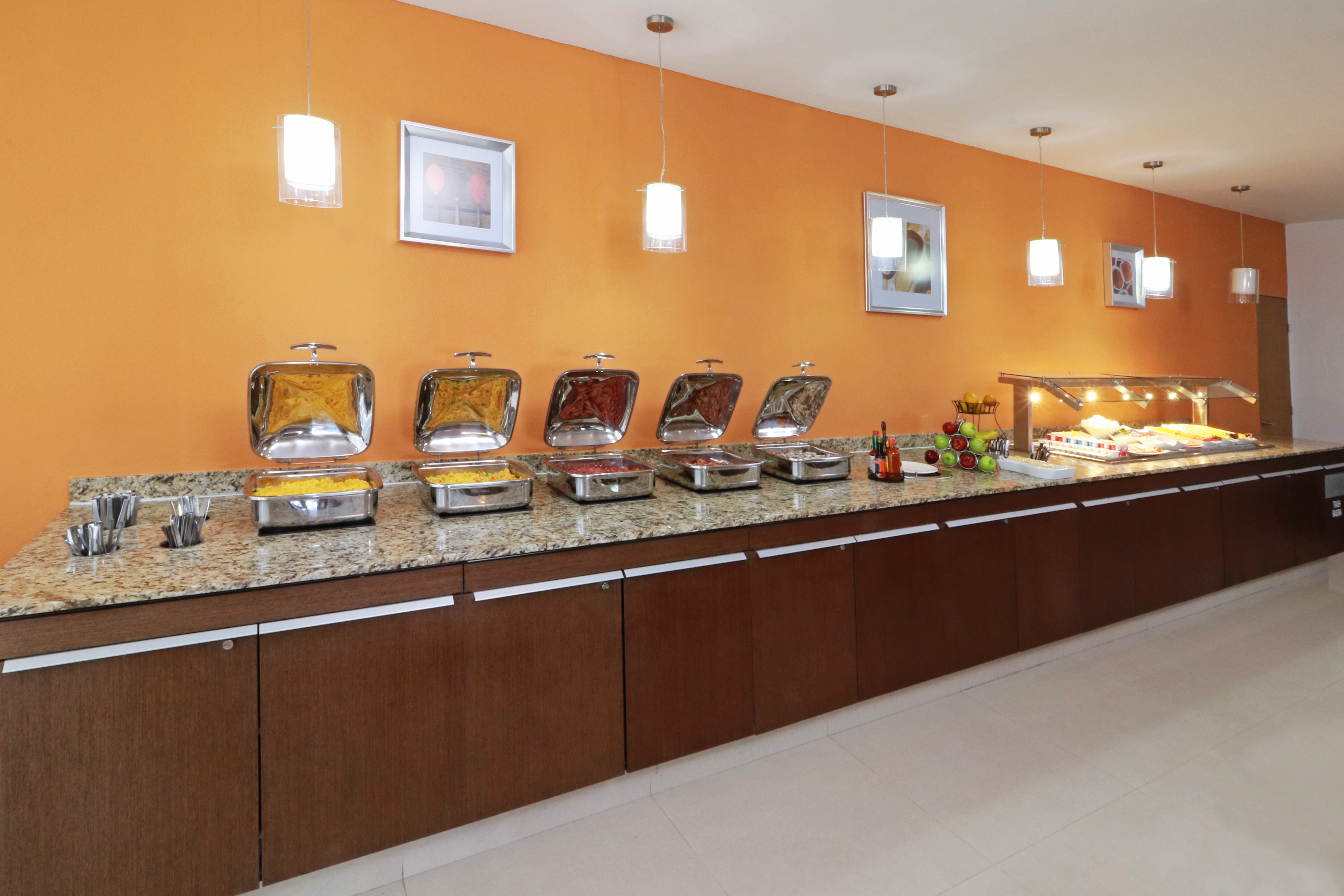 Staybridge Suites Guadalajara Expo 6/49