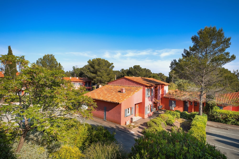Belambra Hotels And Resorts Les Chenes Verts 62/64