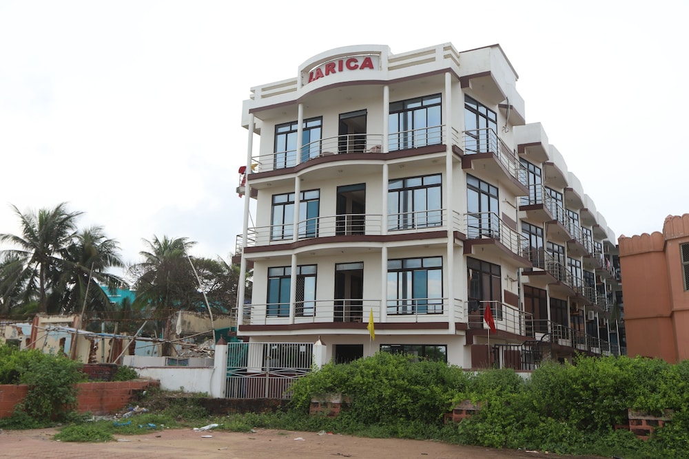 Larica Holiday Inn Puri 2/16