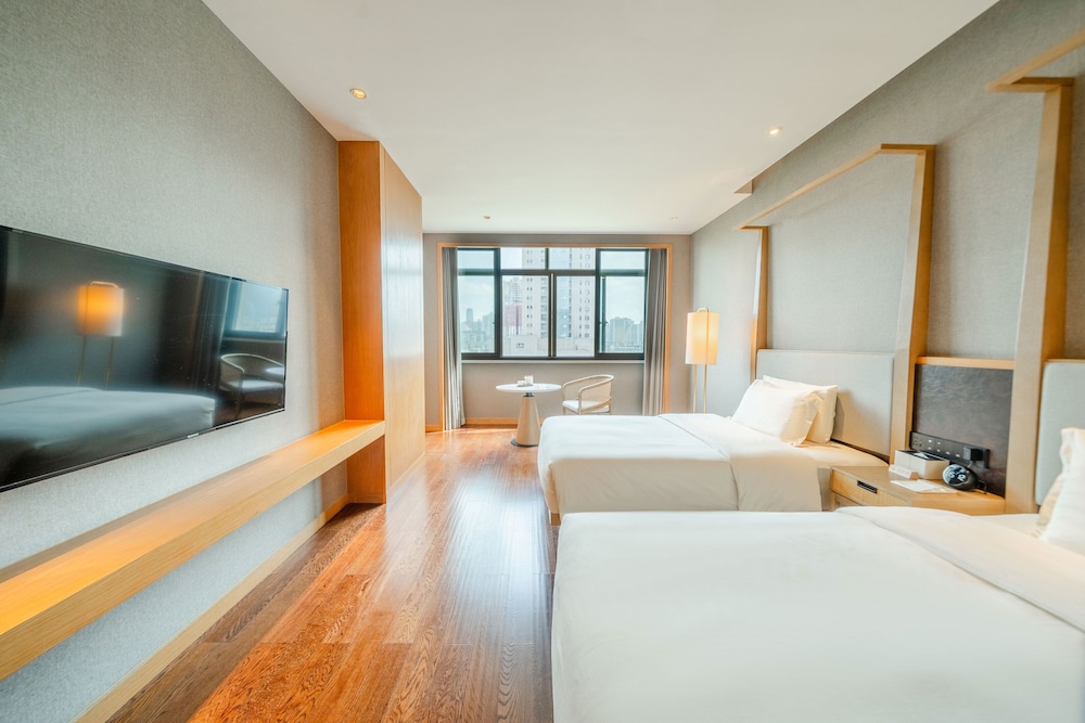 SSAW Boutique hotel Beijing Road & Guiyi Metro Station 25/54
