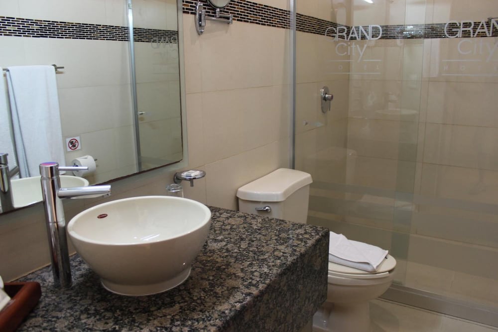 Grand City Hotel 44/49