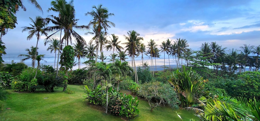Villa Delmara At Balian Beach 46/55