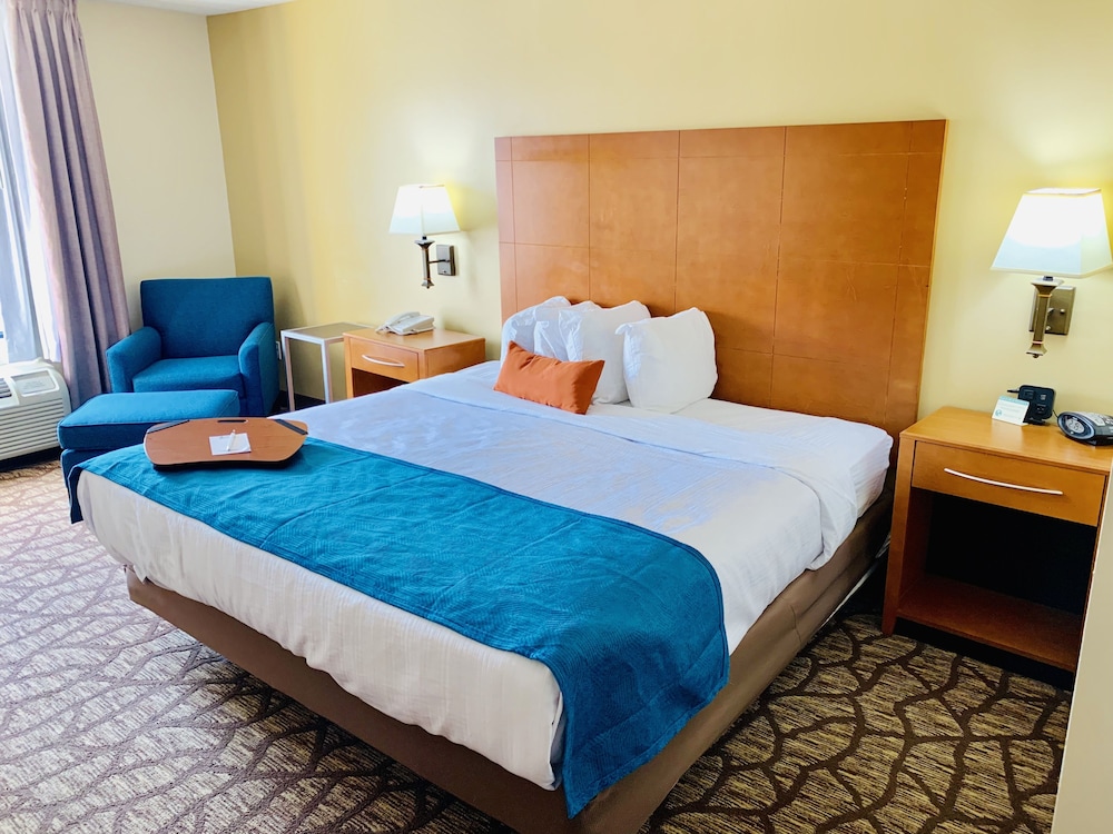 Best Western Plus Richmond Hill Inn 12/53