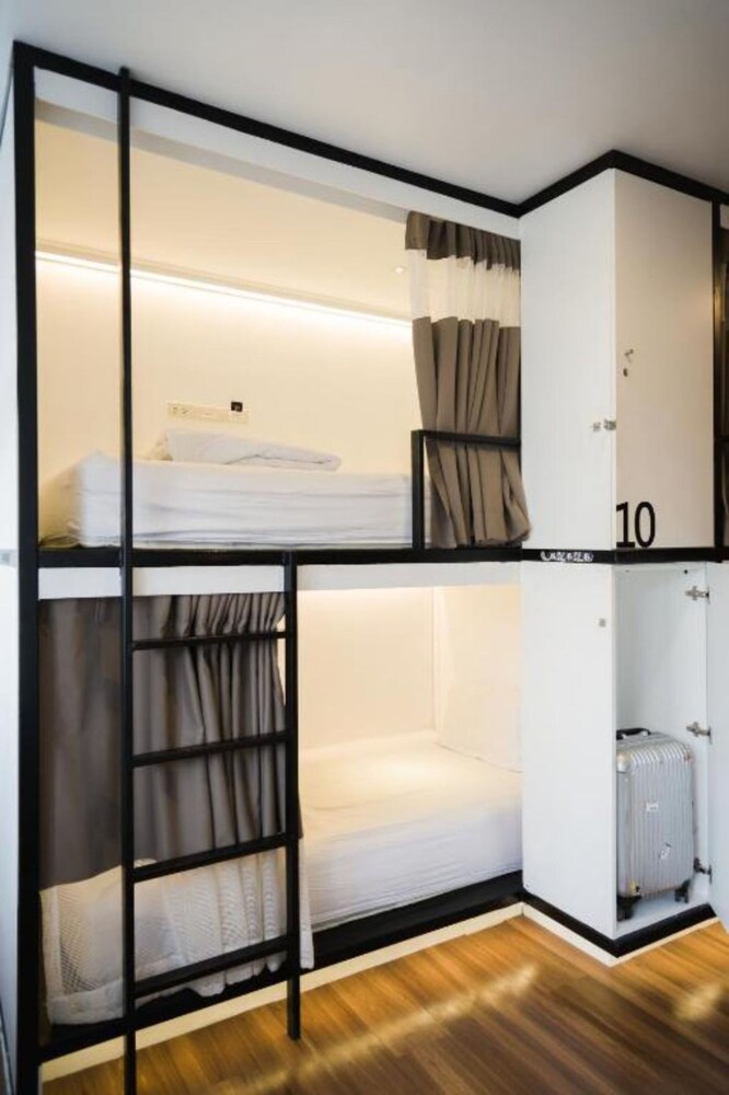 The Common Hostel Sha Ex Hostel By Bed 9/70