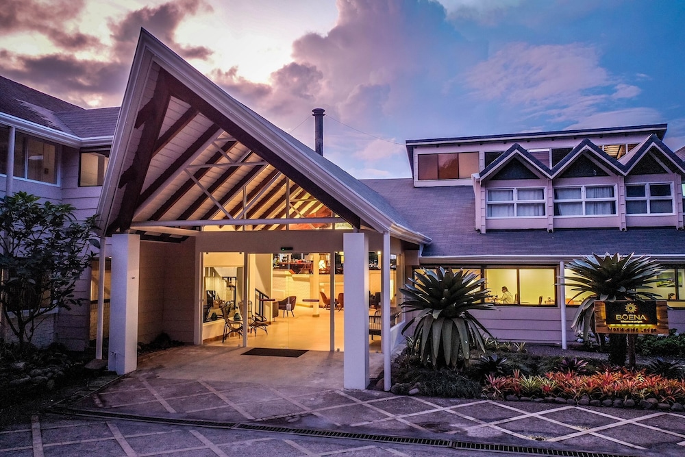 Monteverde Lodge and Gardens 2/50