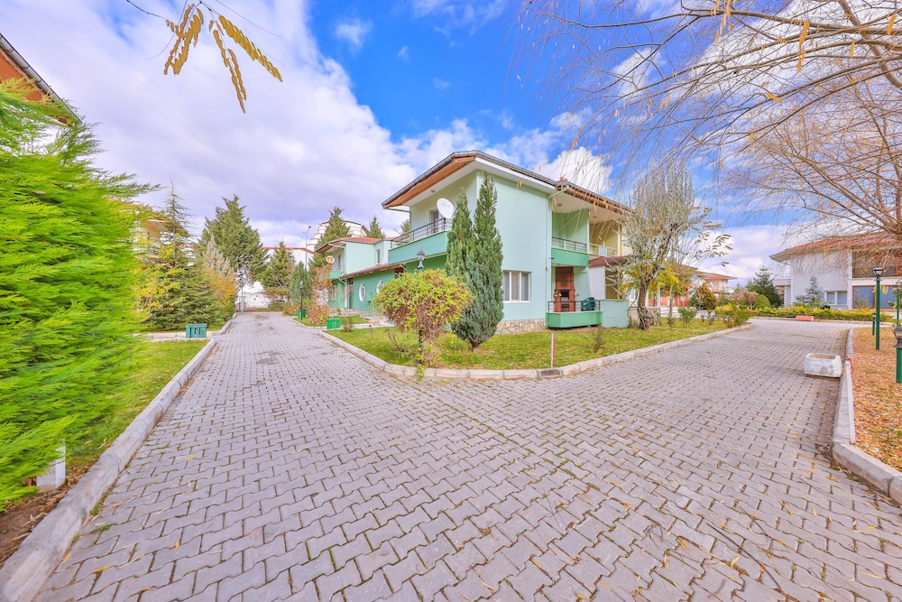 Dundar Termal Villa Otel 36/48