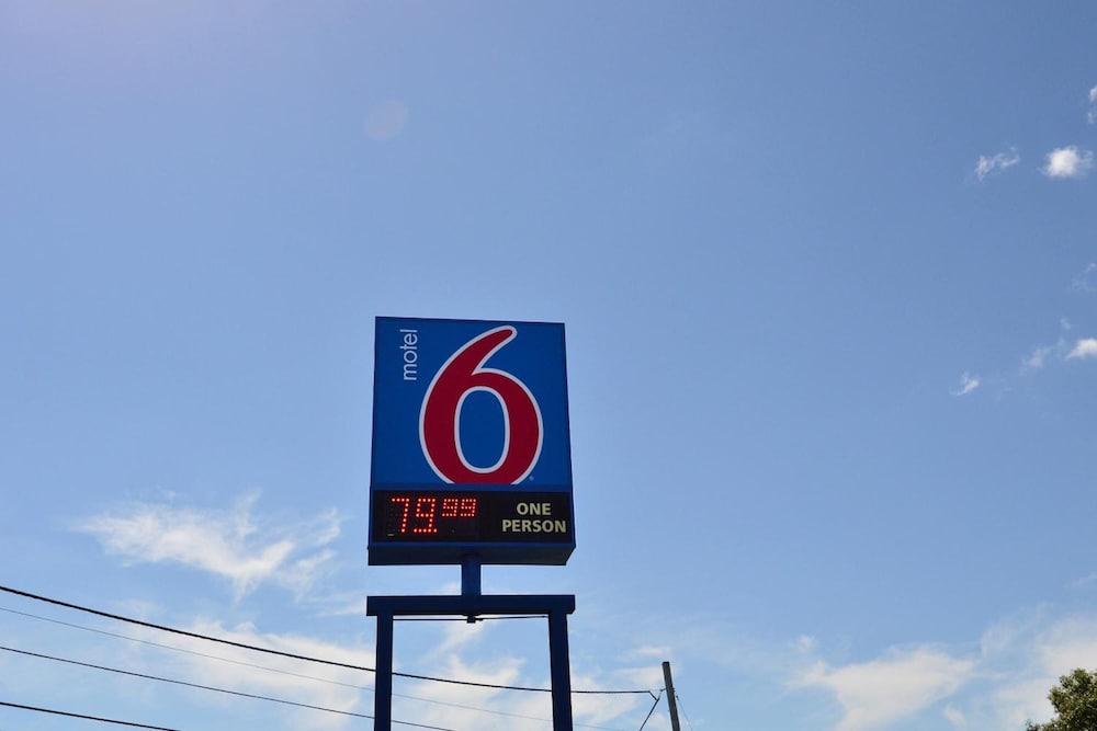 Motel6 Danvers, MA - Boston North in DANVERS - MA
