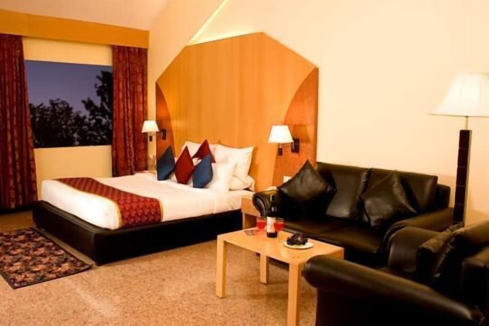 RAMANASHREE CALIFORNIA RESORT. photo5