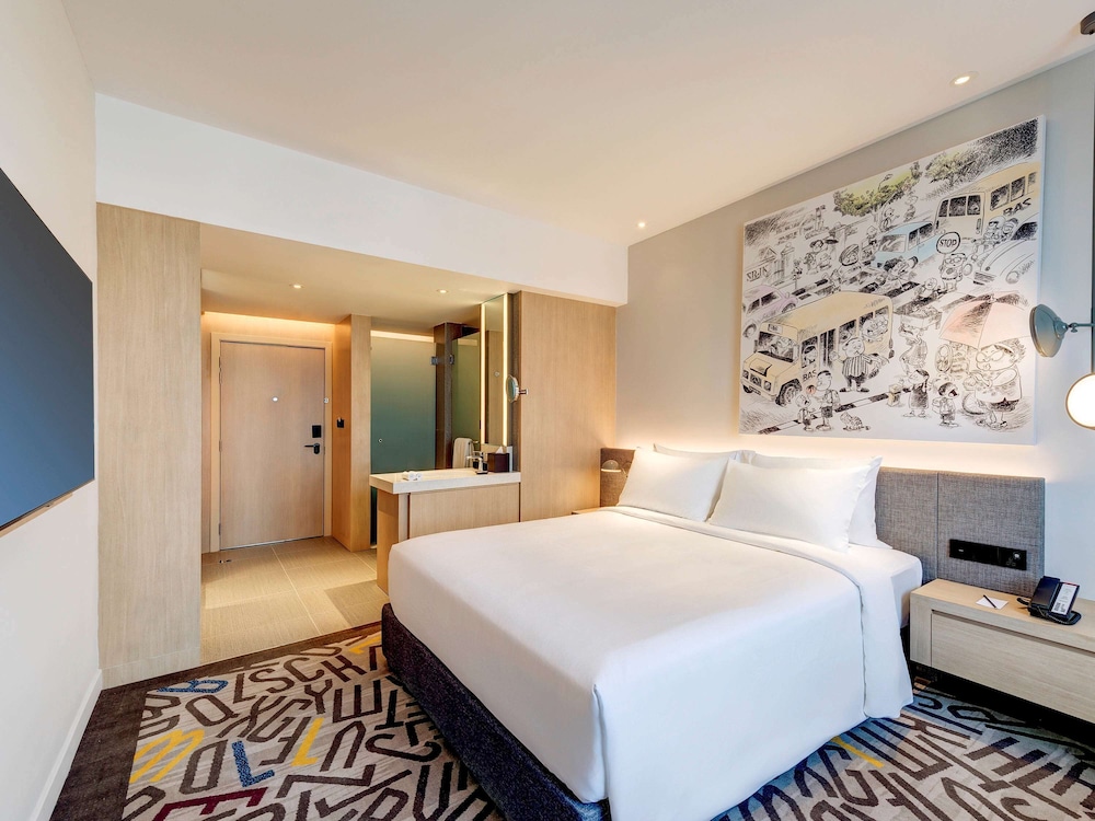 DELUXE, DOUBLE BED