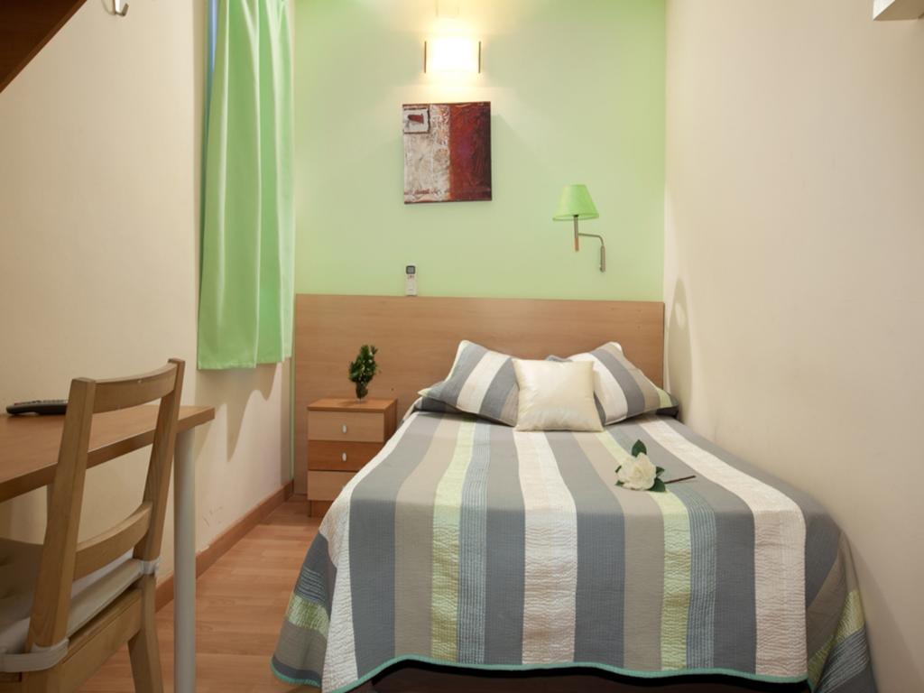 Hostal Felipe Ii 5/24