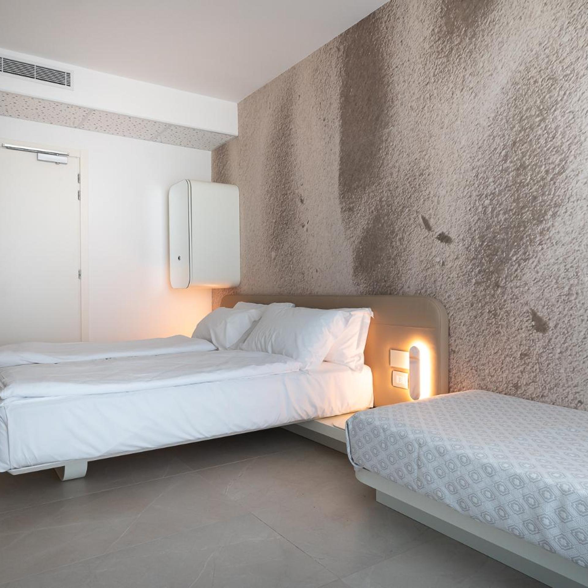 Spa, Deluxe, Triple, Side Sea View