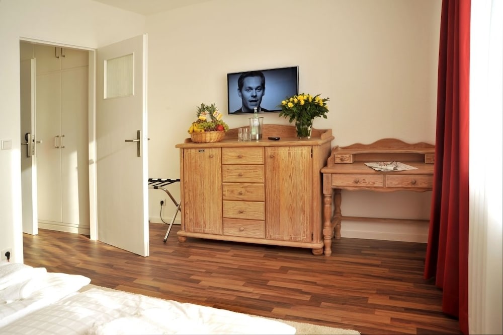 Stadthotel Langenfeld 3/43