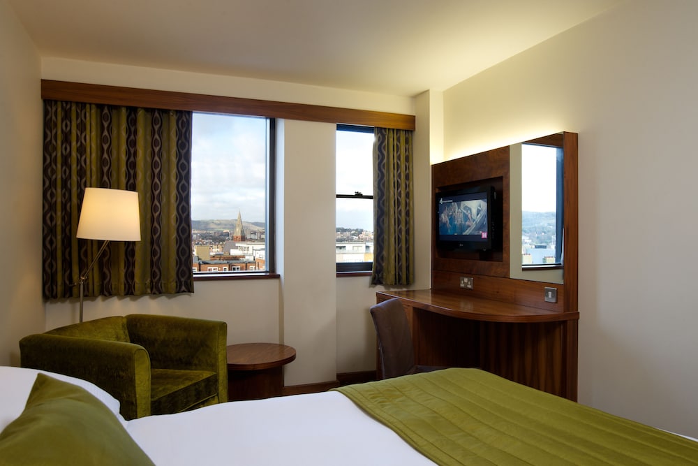 The View Hotel 30/65