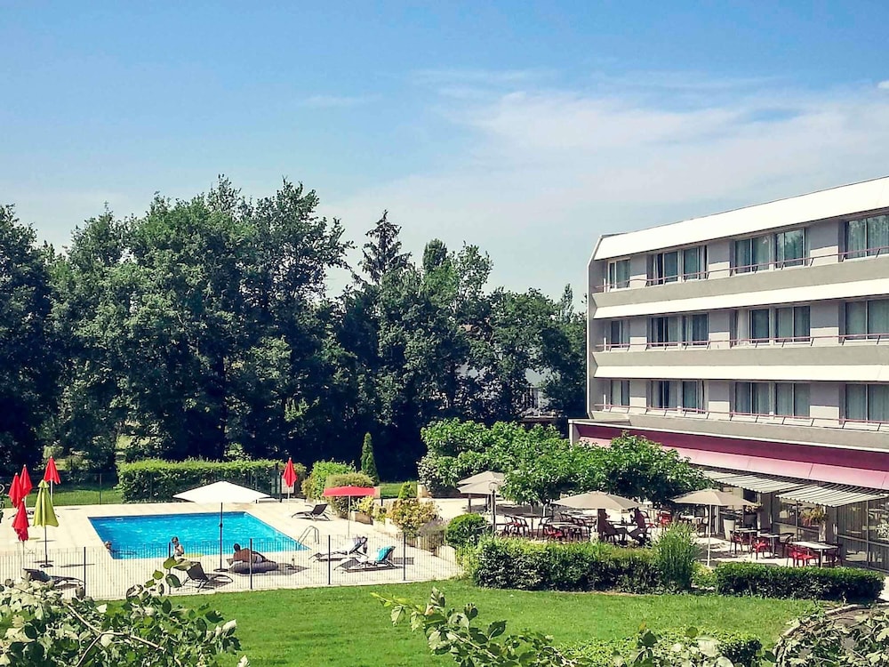 Mercure Brive 4/49