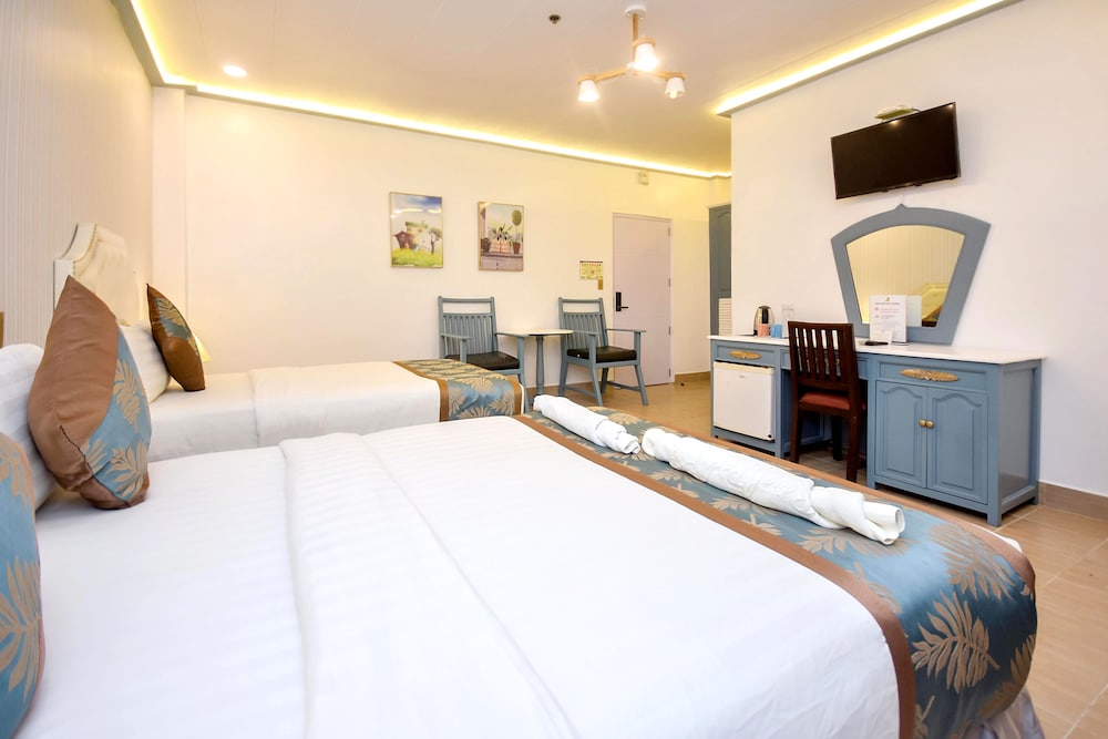 Royal Park Resort Hotel 7/51