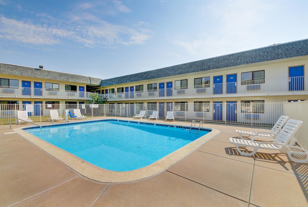 Motel6 Wichita, KS in WICHITA - KS