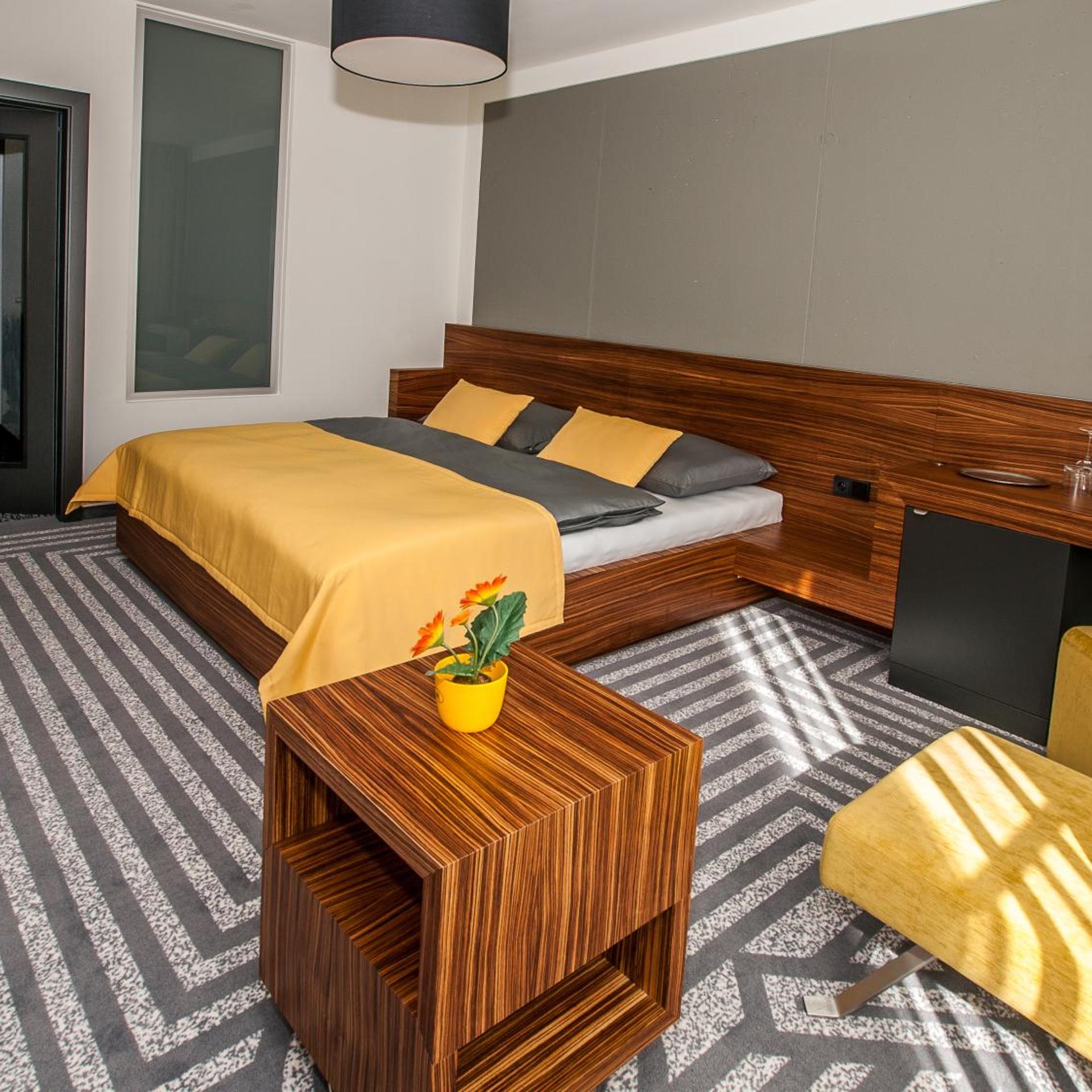 Hotel 99 17/61