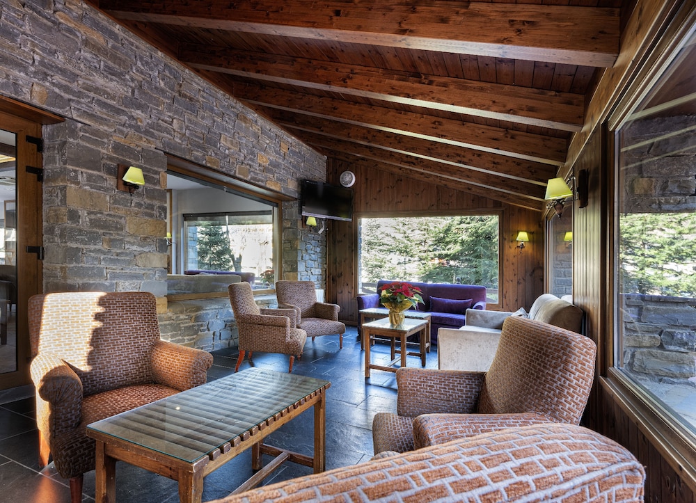 Tryp Vielha Baqueira 34/50
