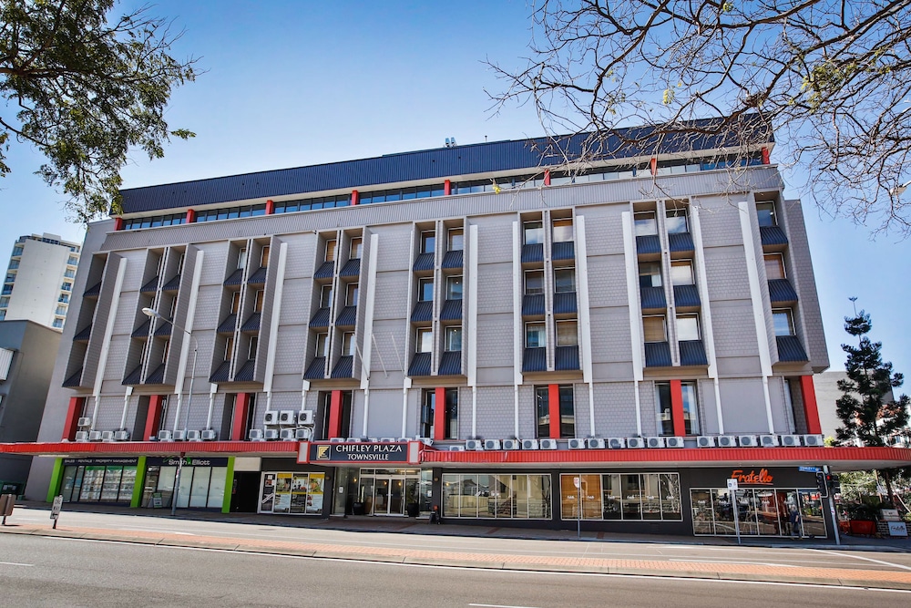 Madison Plaza Townsville 2/64