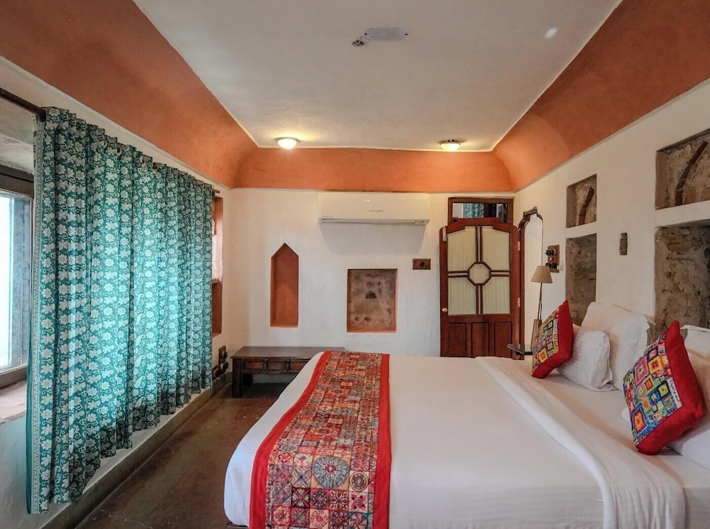 Fort Dadhikar, Alwar 15/50