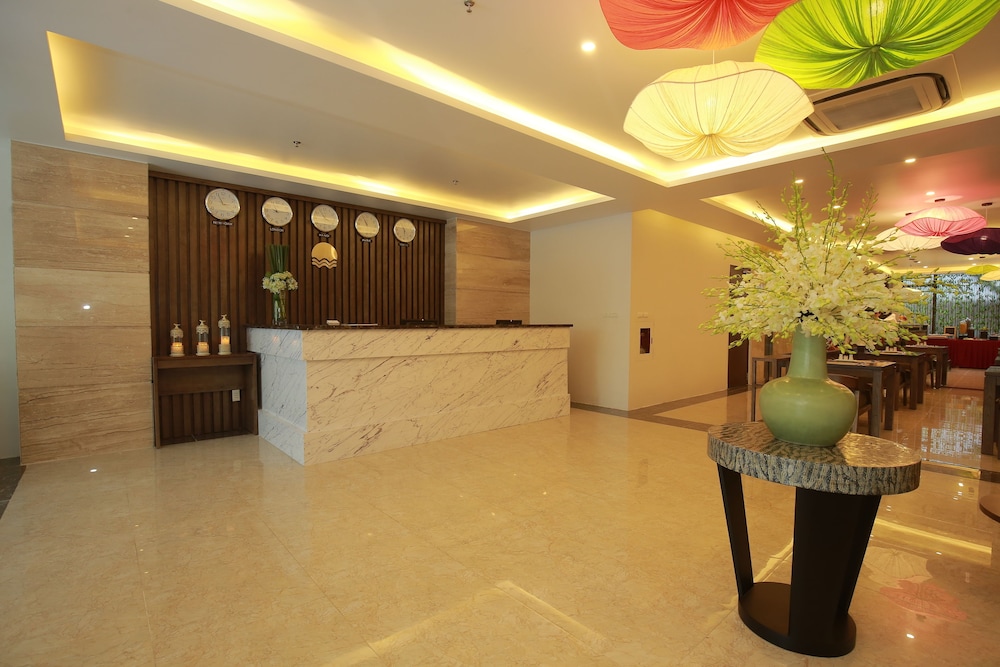 Inearth Hotel Hanoi (Ex. Poonsa Hanoi Hotel) 6/66