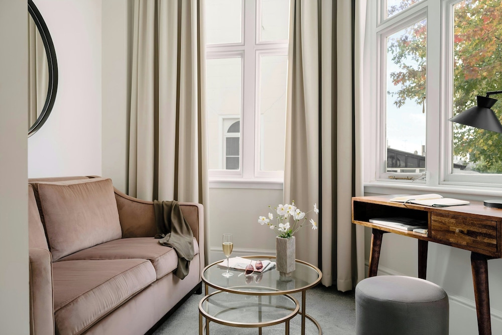 Kensington Gardens Hotel, Sonder by Marriott Bonvoy 33/50