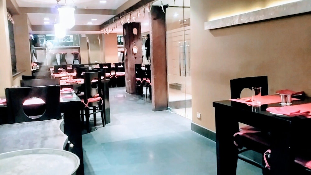 Metropole 25/50