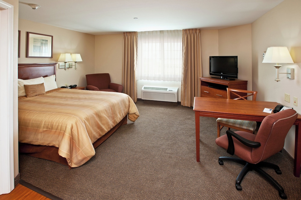 Candlewood Suites Louisville North 20/67