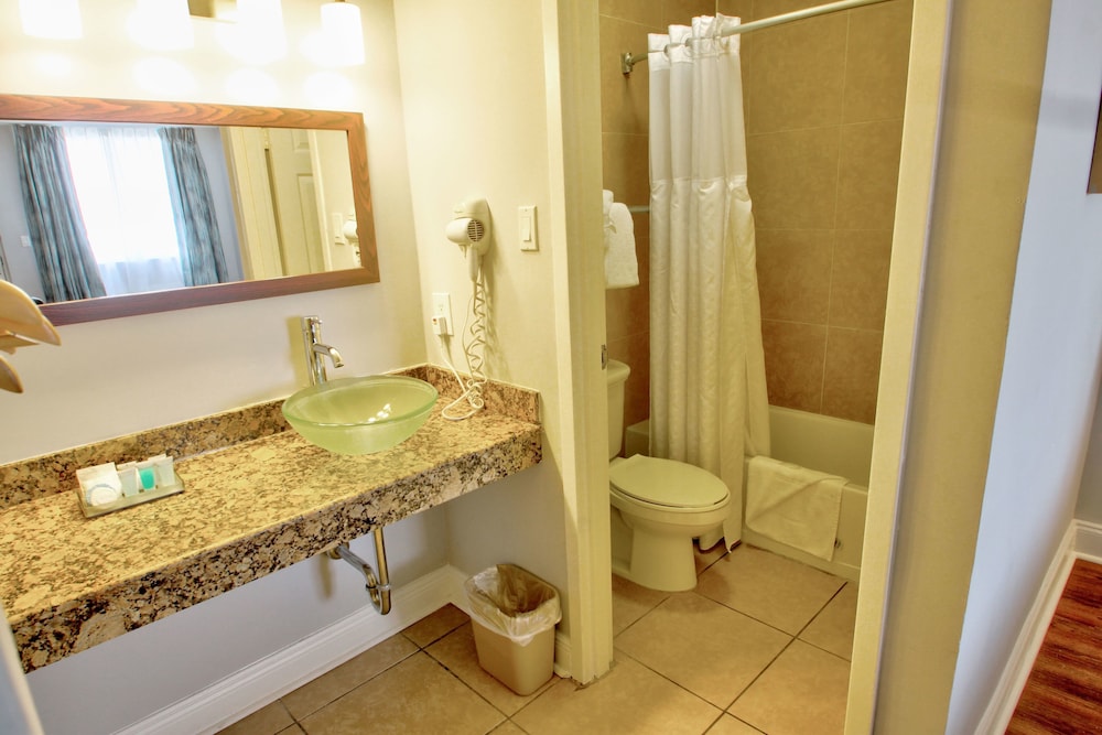 Fort Lauderdale Grand Hotel 33/68
