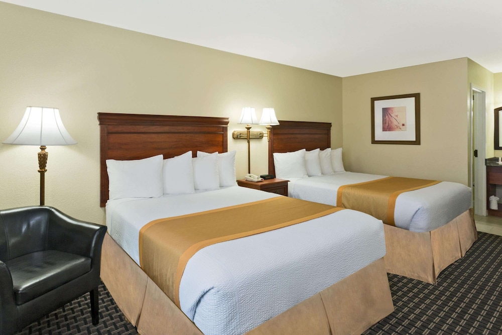 Days Inn by Wyndham Port Charlotte/Punta Gorda 13/50