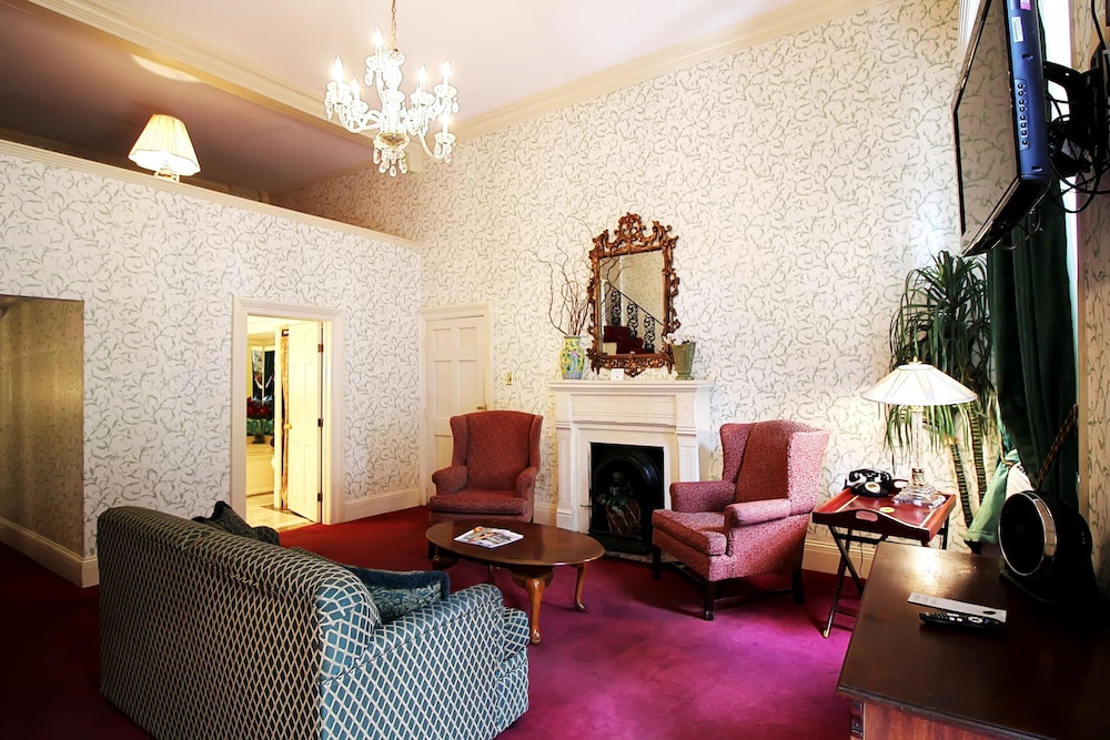 The Olivier House Hotel 43/68