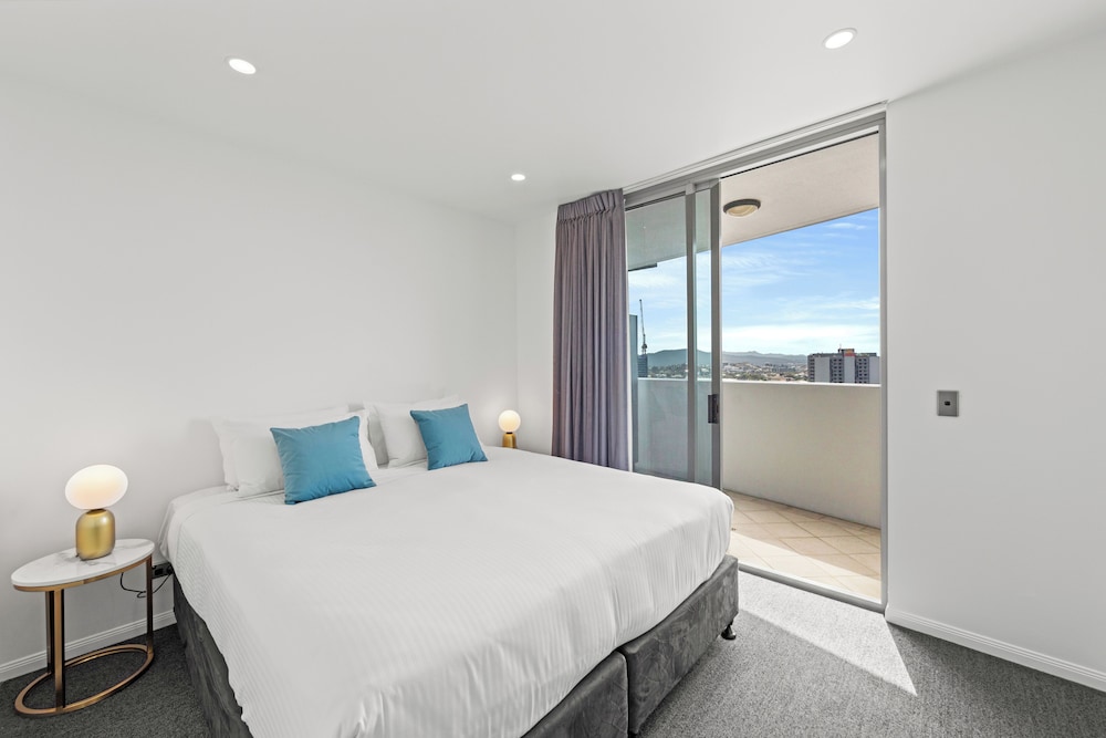 CLLIX Brisbane Central Apartments 13/50