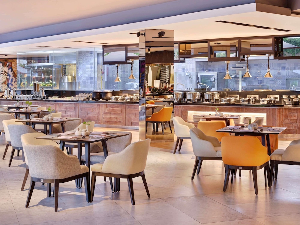 Grand Mercure Bali Seminyak 32/50