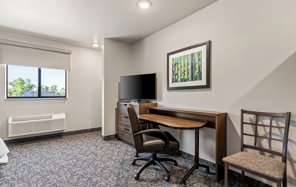 My Place Hotel-Bentonville-Rogers, AR 29/45