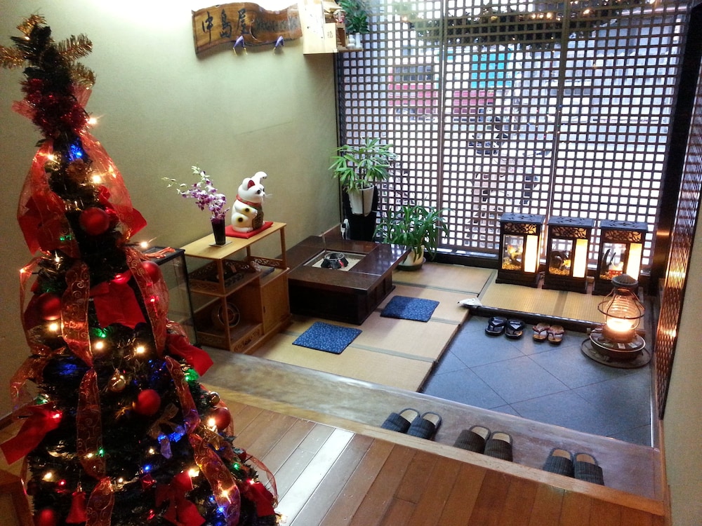 Dyeing And Hostel Nakashimaya - Caters To Women 47/55