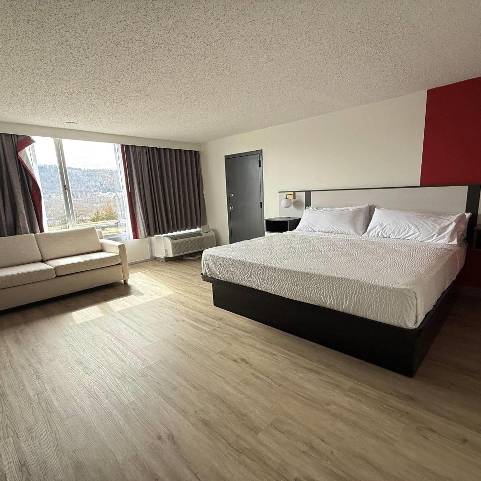 Ramada by Wyndham Cobleskill 10/23